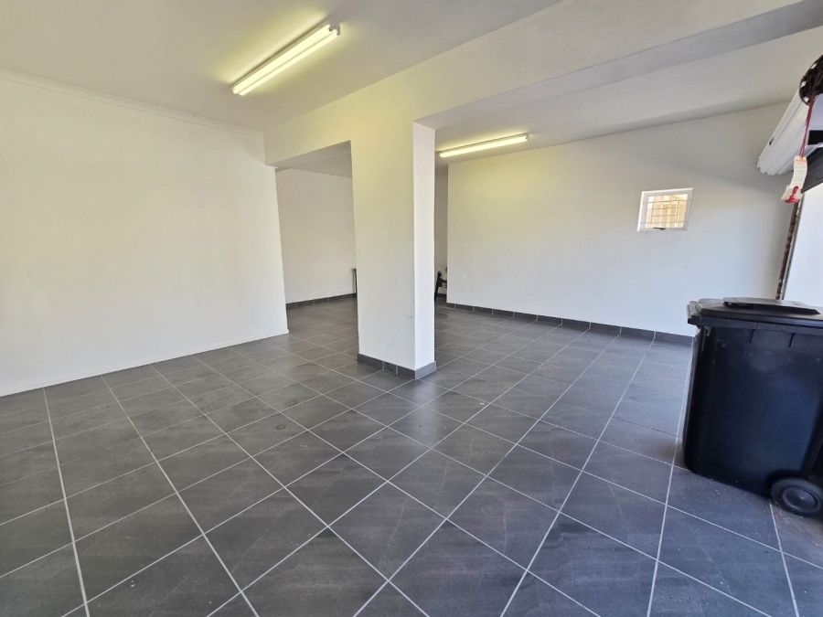 3 Bedroom Property for Sale in Cola Beach Western Cape